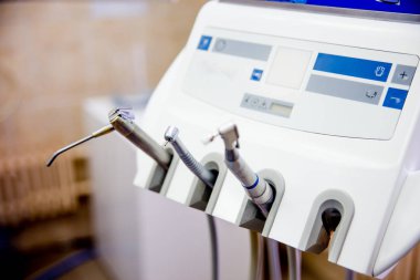 Diş aletler ve araçlar bir ofiste