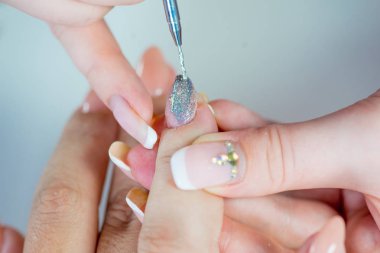 tırnak bakımı ve manikür, tırnak salonu