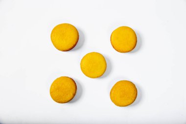 çeşitli renkli tatlı macarons kurabiye tatlı