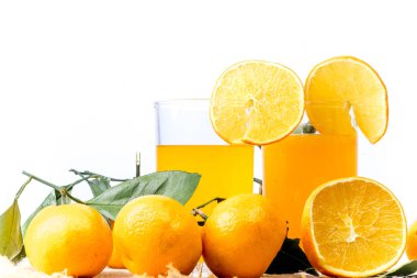 farklı meyve ve meyve suyu ya da iki yüzlü bir cam