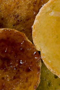 Reçel Bio ile Rusks