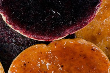 Reçel Bio ile Rusks