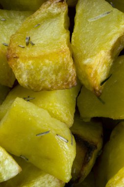 patates fırında pişirilir