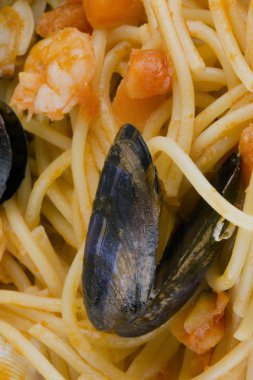 Deniz ürünleri biyo spagetti