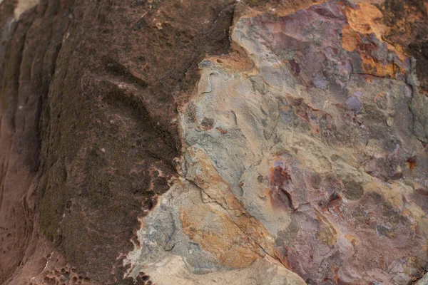 Крупный план коричневая текстура камня, фон — стоковое фото