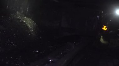 Benimkinin yanındaki kömür madenciliği.