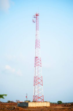 Geniş telekomünikasyon anten soketi, El Salvador 'daki telefon ağı için yüksek yapı