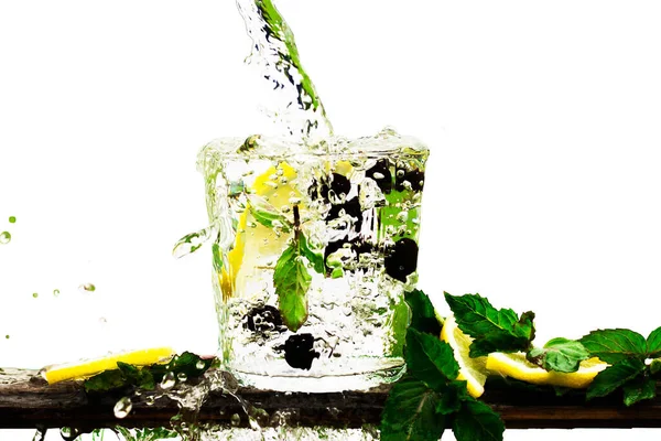 Glass Sparkling Water Lemonade Lemon Black Currant Mint Leaves Isolated — Stock Photo, Image