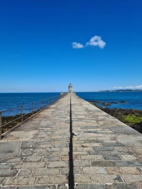 St. Peter Liman Feneri, Guernsey Kanal Adaları