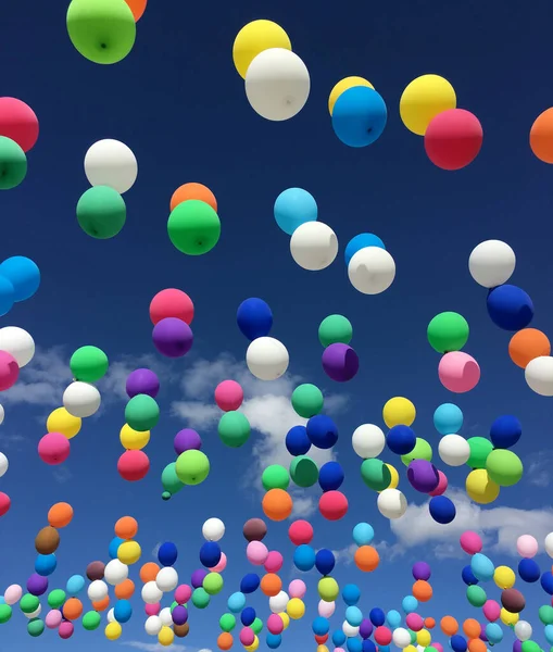 Vacances Été Ballons Colorés Ciel Bleu Tbilissi Géorgie 2017 — Photo