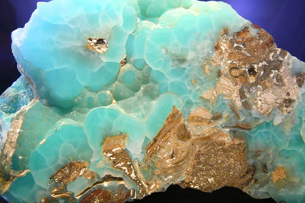 Smithsonite Mineral Kaya Numunesine Yaklaş — Stok fotoğraf