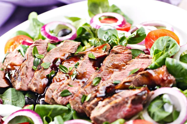 Fillet Beef Salad — Stock Photo, Image