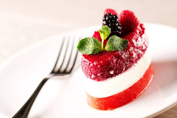 Delicious Panna Cotta Fresh Berries — Stock Photo, Image