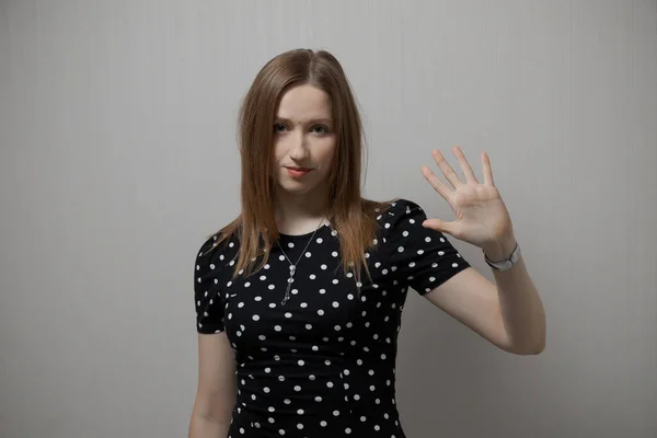 Joven Hermosa Mujer Muestra Sus Emociones — Foto de Stock