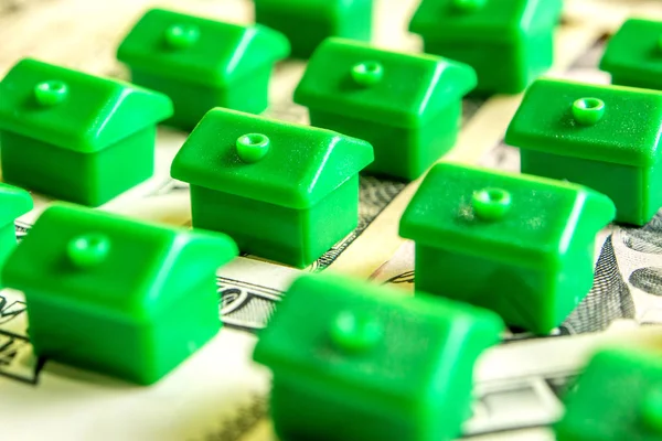 Hur Man Väljer Det Perfekta Huset För Alla Gröna Små — Stockfoto