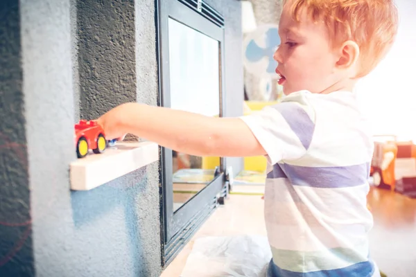 Two Years Old Boy Playing His Toys Cars Living Room — Stock Photo, Image