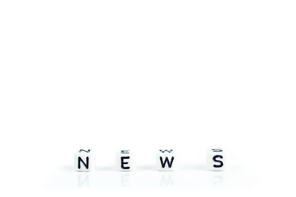 Nieuws, informatie geven in Internet dialy nieuwsbrief concept — Stockfoto