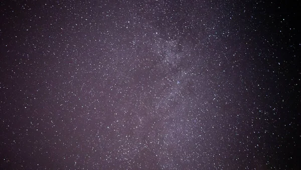 Gece gökyüzü ve Samanyolu