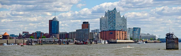 Panoramisch Uitzicht Elbe Naar Havenstad Met Bouw Van Elbphilharmonie Hamburg — Stockfoto