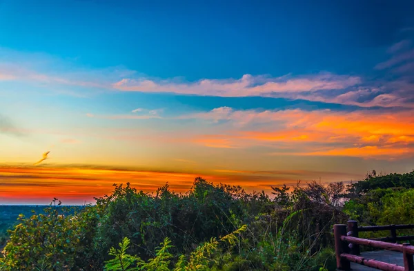 Silhouette Der Atmosphäre Sonnenuntergang Abendhimmel Mit Natürlichem Hintergrund — Stockfoto