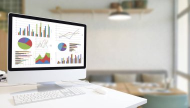 Klavye ve fare üstünde modern beyaz oda arka plan, analiz iş, istatistik kavram, duvar ve windows karşı ekranda grafikler ve grafik gösteren beyaz tablo ile modern bilgisayar
