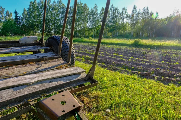 Zobacz Zaoranej Ziemi Bruzdy Pług Rolnictwo Przygotowania Sadzenia Łotwa Przodu — Zdjęcie stockowe