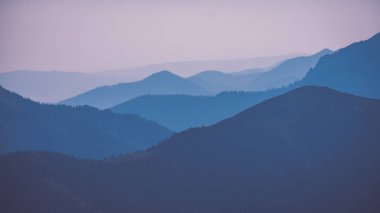Batı Karpat sis dağ başında içinde sonbaharda kaplı 