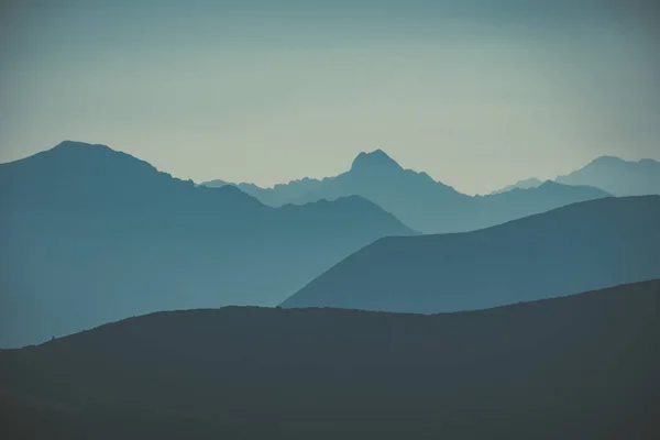 Westkarpaten Gipfel Herbst Mit Nebel Oder Wolken Bedeckt — Stockfoto