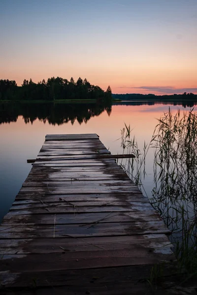 Lång Exponering Rocky Mountain River Sommar Med Högt Vatten Ström — Stockfoto