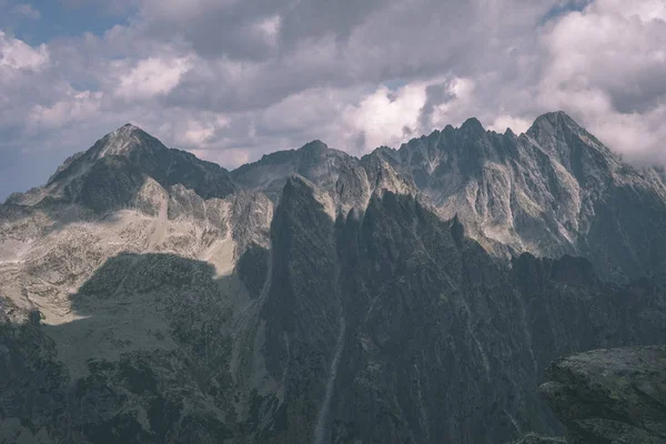 Sentieri Rocciosi Turisti Nelle Montagne Occidentali Carpazi Tatra Slovacchia Chiara — Foto Stock