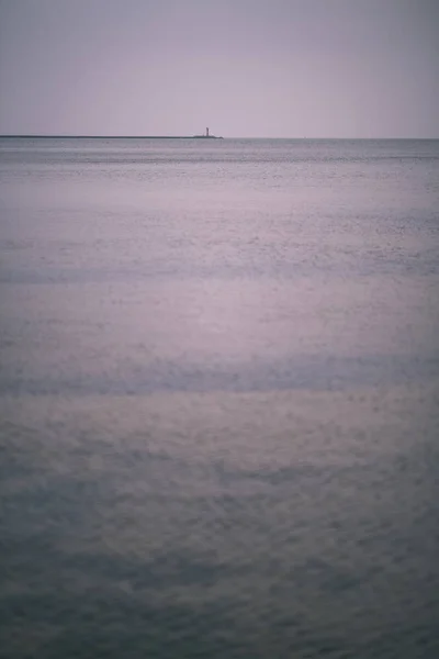 Playa Mar Vacía Otoño Con Niebla Tonos Fríos Arena Vacía — Foto de Stock