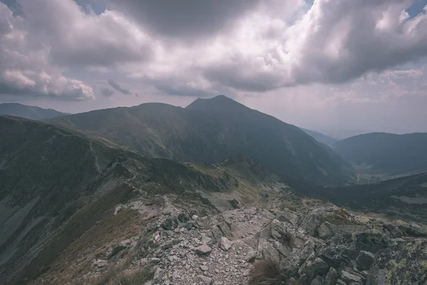 슬로바키아 타트라 Tatra 경관과 하늘에서에서 Banikov 피크의 위에서 파노라마 — 스톡 사진