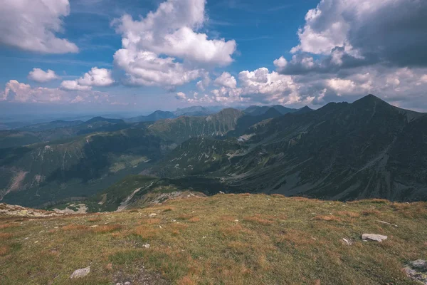 Hermosas Cumbres Rocosas Montaña Con Rutas Senderismo Otoño Eslovaco Tatra — Foto de Stock