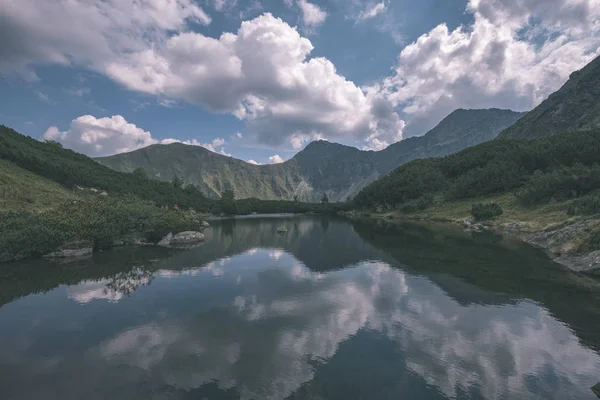 Mountain Lake Panorama View Late Summer Slovakian Carpathian Tatra Reflections — Stock Photo, Image