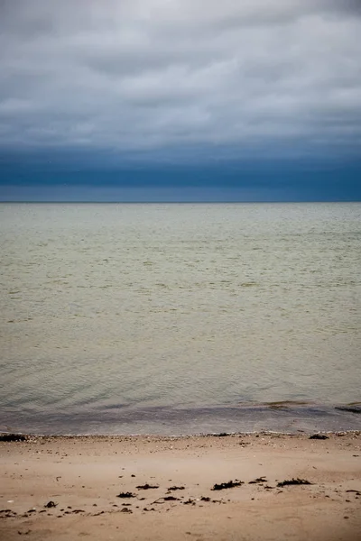 Mooie Kustlijn Letland Met Stroom Water Zee Grote Rotsen Late — Stockfoto