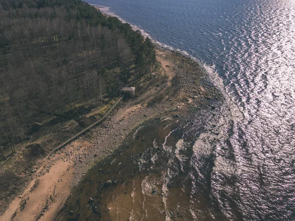 Drone Зображення Пташиного Польоту Сільській Місцевості Скелясті Пляжі Балтійського Моря — стокове фото