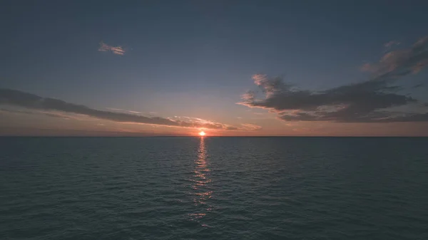 Kleurrijke Dramatische Zonsopgang Boven Oostzee Zomer — Stockfoto