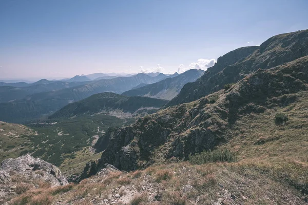 Hermosas Cumbres Rocosas Montaña Con Rutas Senderismo Otoño Eslovaco Tatra — Foto de Stock