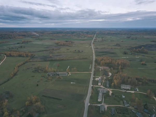 Drone Obrazu Widok Lotu Ptaka Obszarów Wiejskich Szutrową Jesień Kolorowych — Zdjęcie stockowe