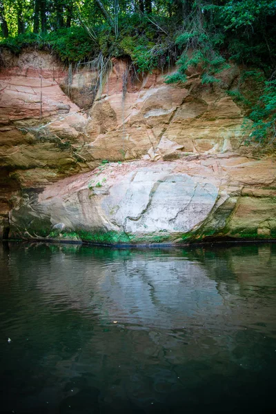 Summer Day Water Calm River Enclosed Forests Sandstone Cliffs Dry — Stock Photo, Image