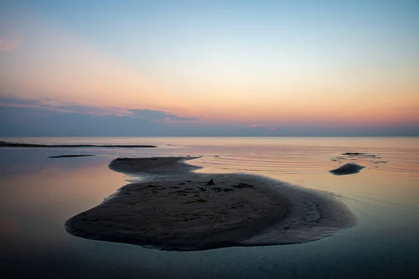 Calmo Tramonto Blu Acque Limpide Nel Mare Baltico Immagine Minimalista — Foto Stock