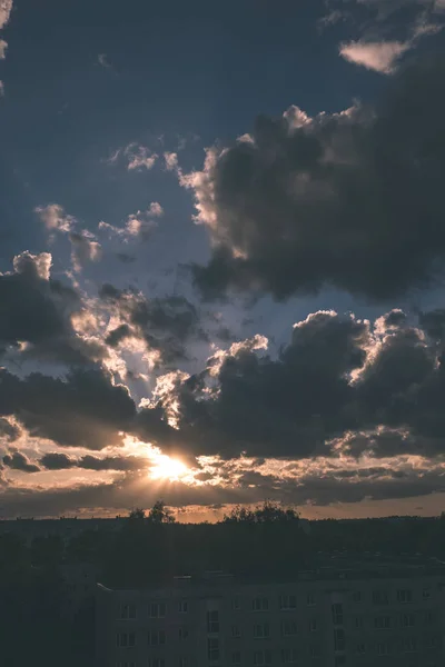 Nuages Orageux Formant Sur Campagne Les Champs Avec Des Routes — Photo