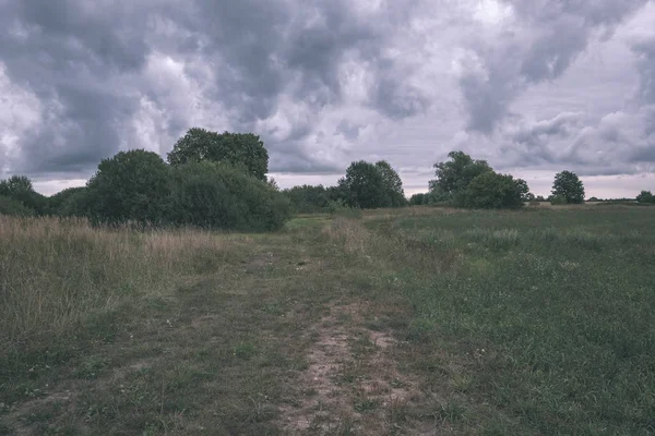 Storm Clouds Forming Countryside Fields Roads Vintage Retro Look — Stock Photo, Image