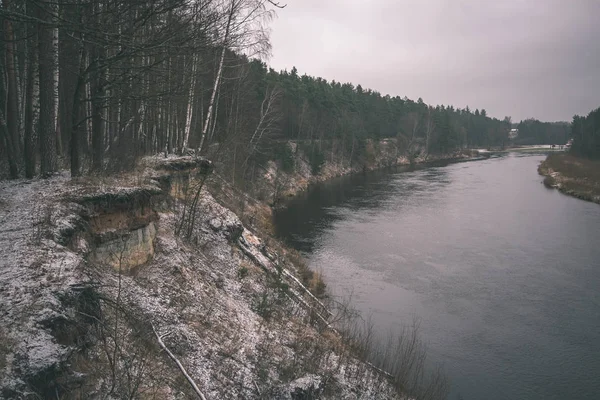 Floden Gauja Nära Valmiera Med Sandstensklippor Och Lugna Vatten Början — Stockfoto