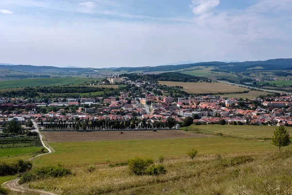 Tetti Paese Villaggio Slovacchia Con Montagne Sullo Sfondo — Foto Stock