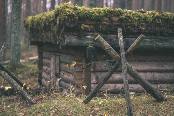 Staré Dřevěné Trenshes Lotyšsku Ostnatým Drátem Stráž Příspěvky Rekonstrukce První — Stock fotografie
