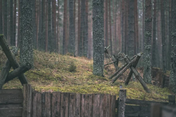 Παλιά Ξύλινα Trenshes Στη Λετονία Συρματοπλέγματα Και Φυλάκια Ανακατασκευή Του — Φωτογραφία Αρχείου