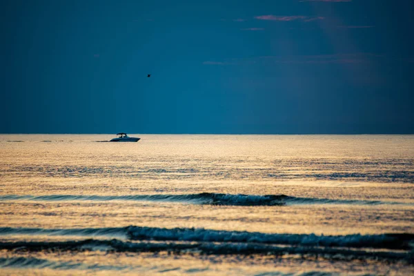 Calm Blue Sunset Clear Water Baltic Sea Minimalistic Image Straight — Stock Photo, Image