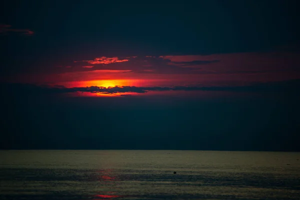 Calmo Pôr Sol Azul Sobre Água Clara Mar Baltico Imagem — Fotografia de Stock