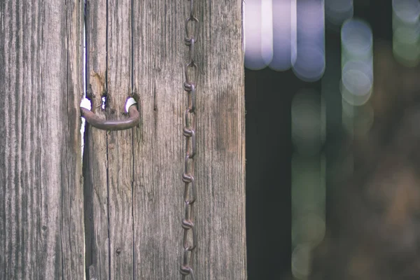 Porta Madeira Velha Com Detalhes Metal — Fotografia de Stock